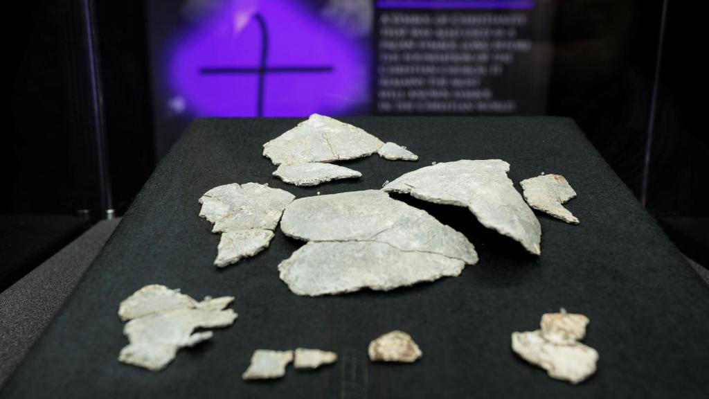 Los fragmentos del cáliz hallado en Vindolanda.