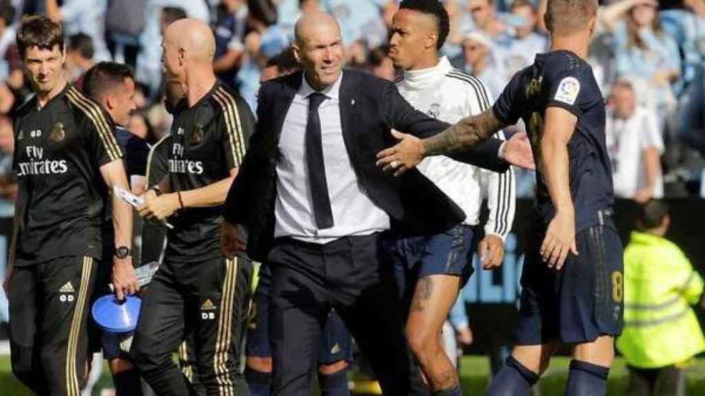Zidane y Kroos, durante un partido del Real Madrid