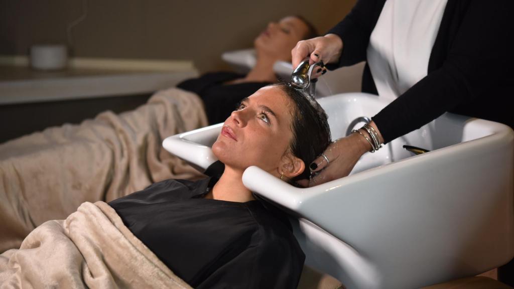 Es importante seguir una rutina fija de champús para adecuar el cabello.