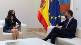 Inés Arrimadas durante su reunión este miércoles con Pedro Sánchez.