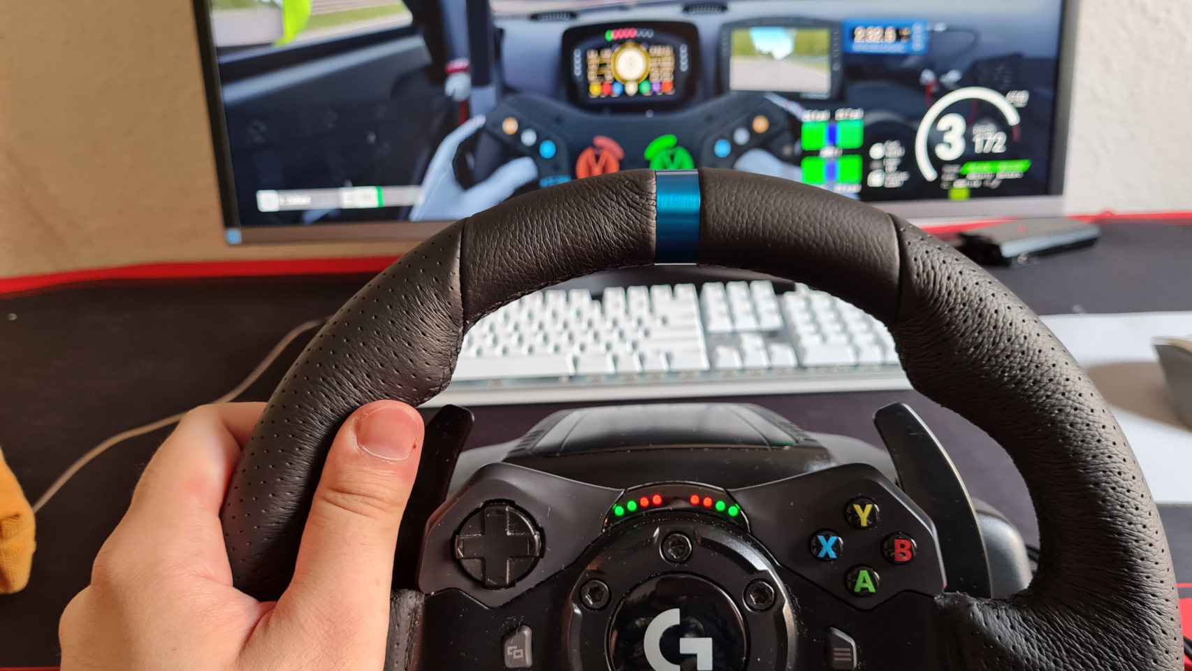 Review volante de carreras Logitech G923: la manera perfecta de