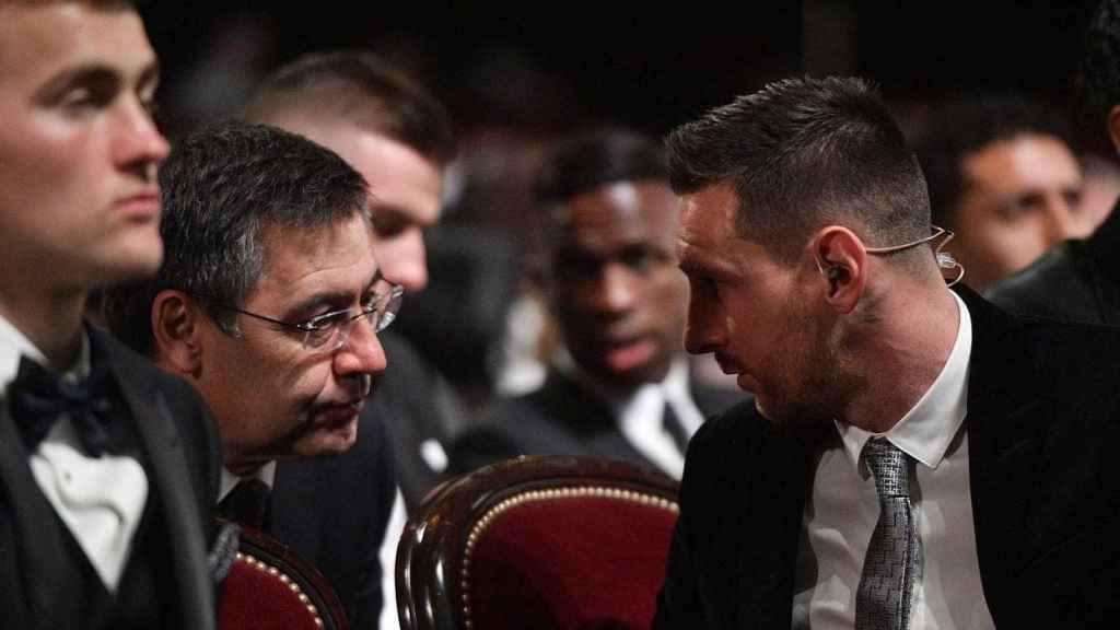 Josep Maria Bartomeu y Leo Messi, durante una gala del Balón de Oro