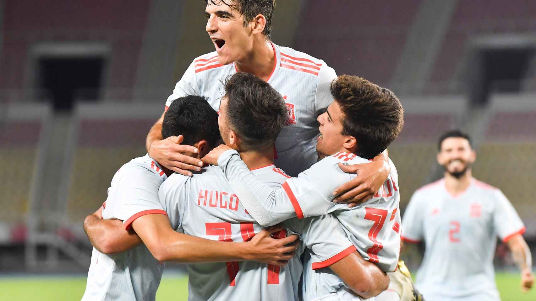 La Sub21 celebra el gol de Hugo Duro ante Macedonia