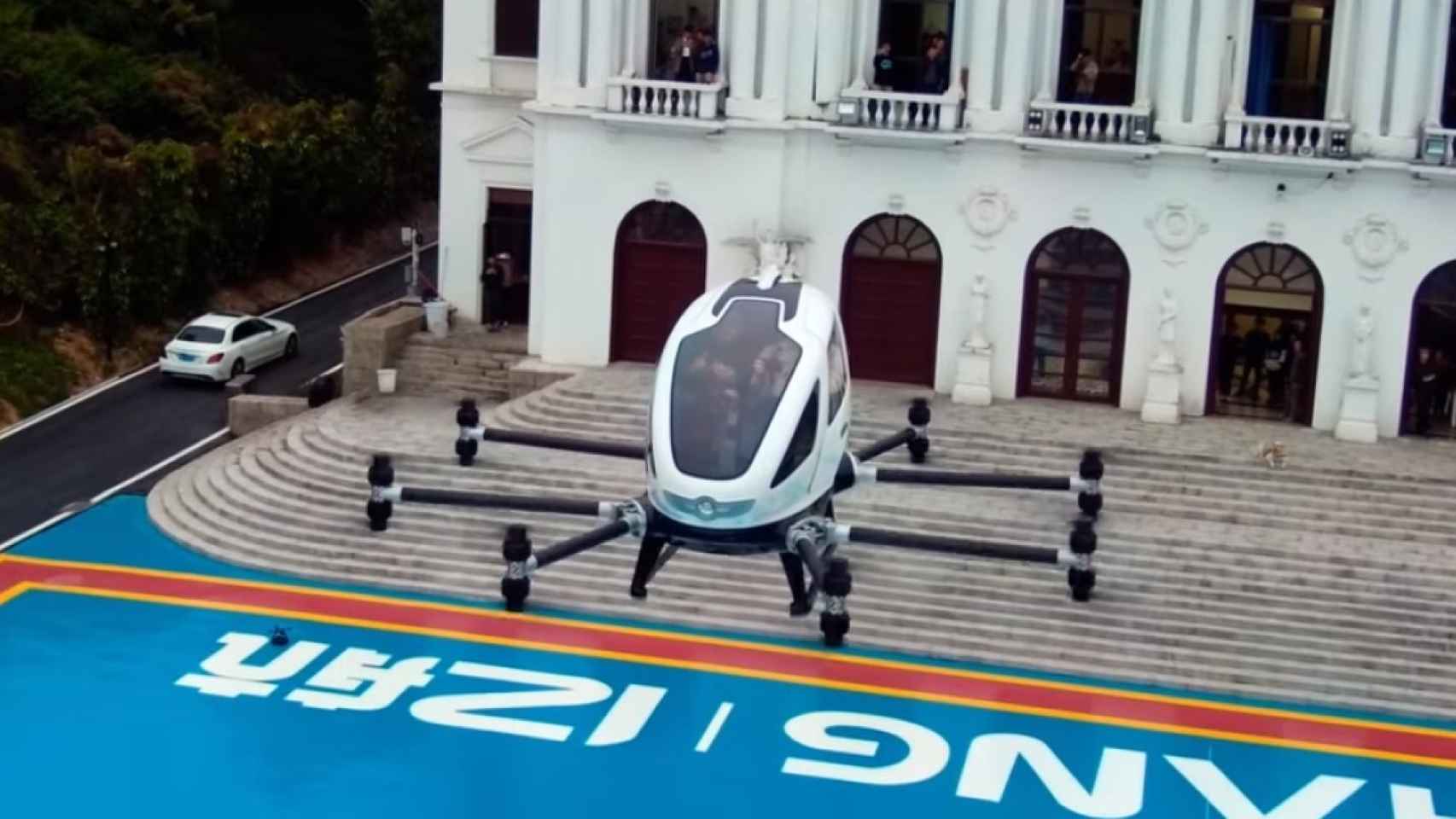 Coche volador de EHang Technology que se probará en Sevilla