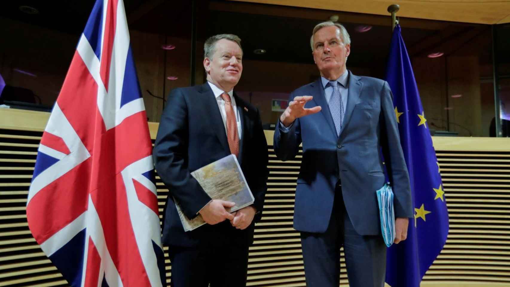 El negociador británico, David Frost, junto al comunitario, el francés Michel Barnier, en una reunión en marzo en Bruselas.