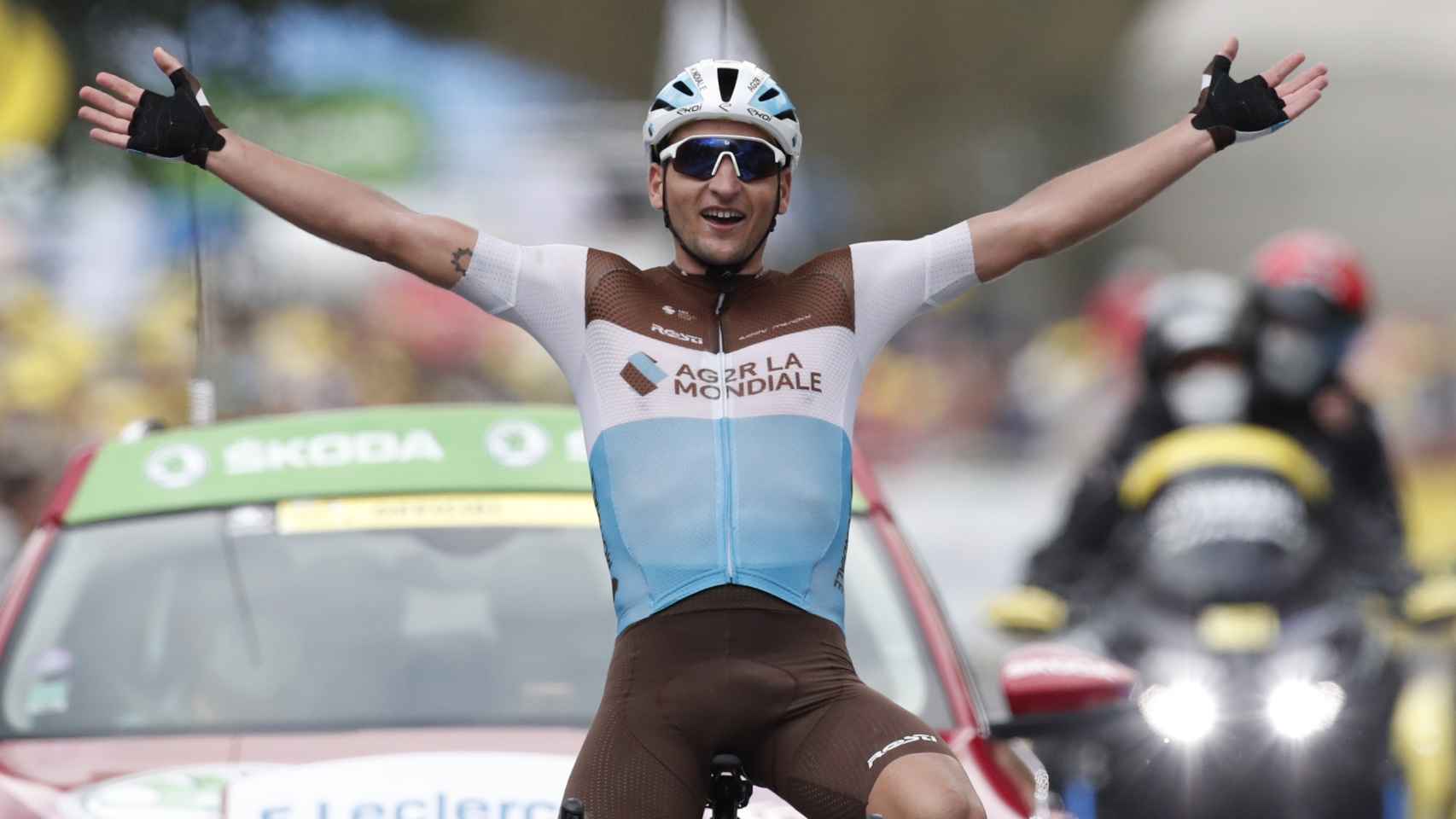 Peters triunfa en la primera etapa pirenaica del Tour