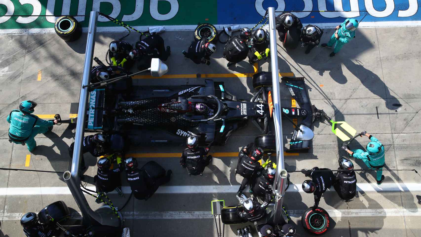 Parada en boxes de Lewis Hamilton durante el Gran Premio de Italia de la Fórmula 1