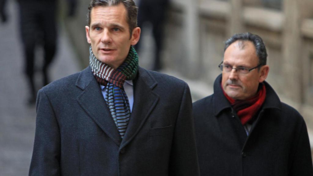 Iñaki Urdangarin y Mario Pascual en los juzgados en el mes de febrero del 2013.