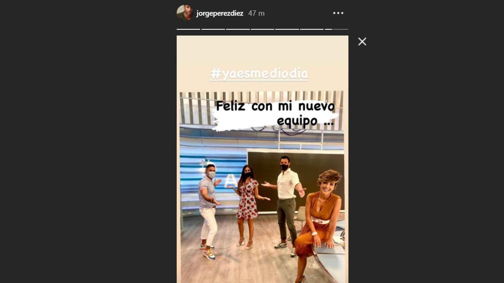 Storie de  Instagram subido por Jorge Pérez junto a Miguel Ángel Nicolás, Isabel Rábago y Sonsoles Ónega.