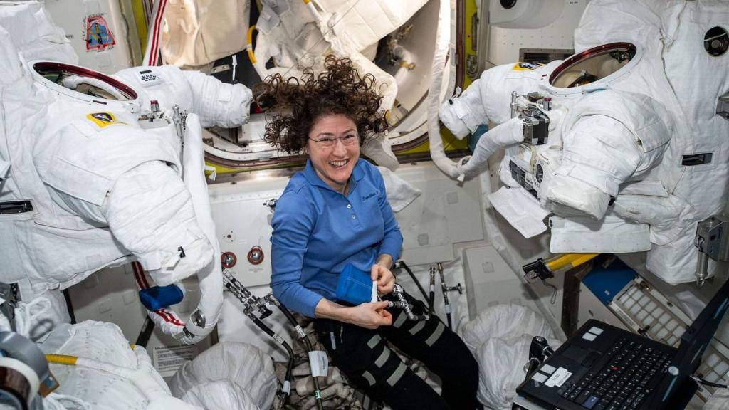 Las 16 mujeres astronautas activas de la NASA