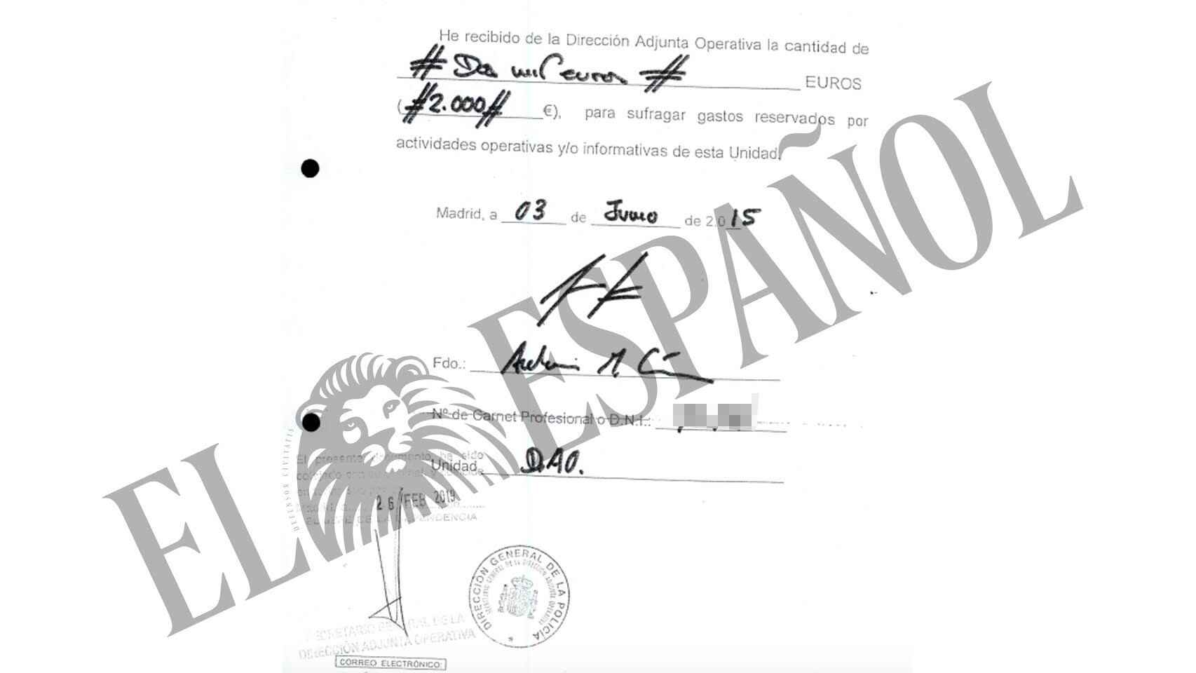 Pagos firmados por Gómez Gordo, ex jefe de Seguridad de Cospedal, al chófer infiltrado de Bárcenas.