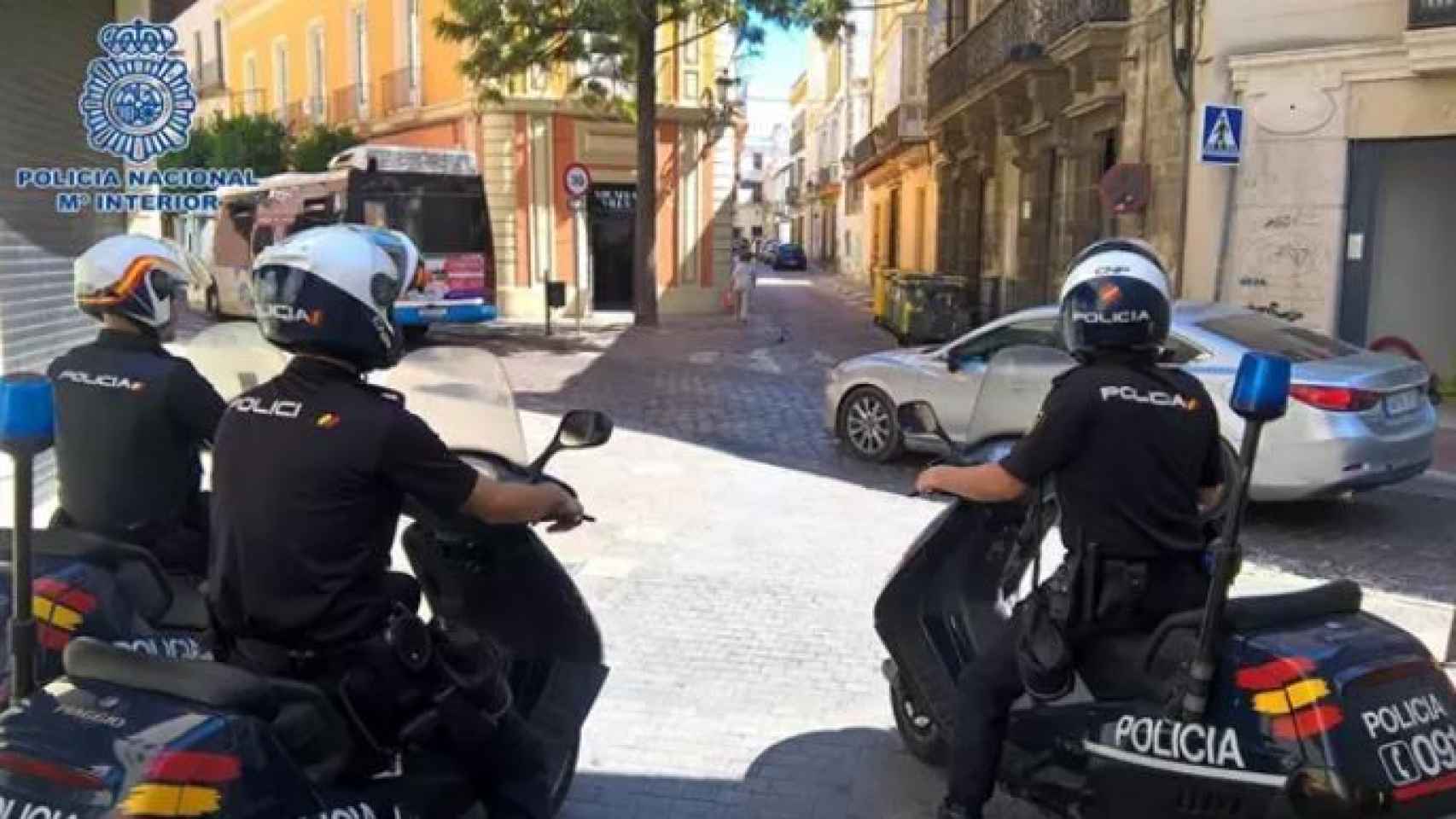 Policías nacionales en el centro de Jerez