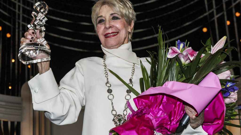 La actriz Concha Velasco durante la obra de teatro 'El funeral' en Málaga