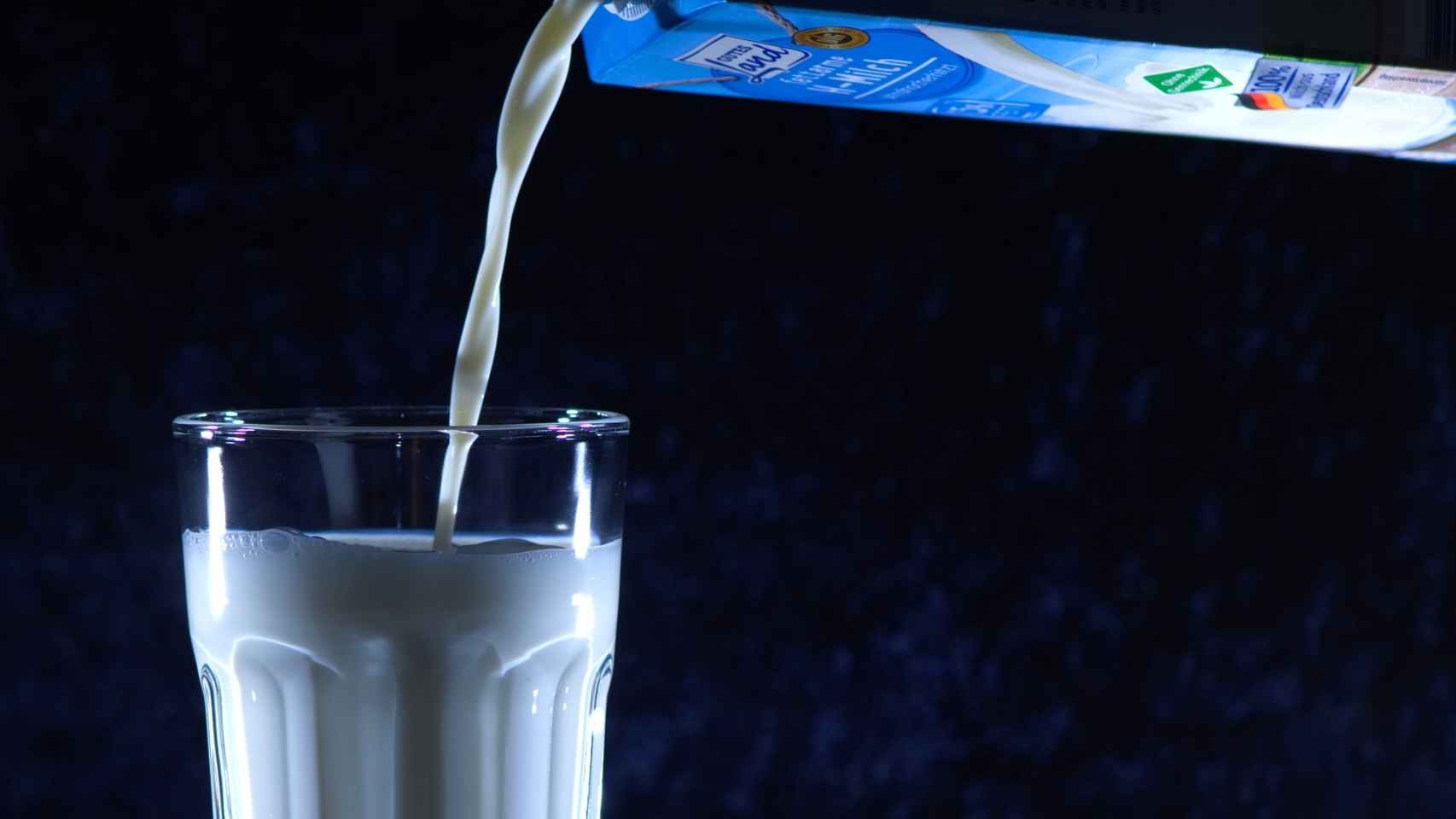 Viaje Secretario cupón Leche fresca o leche normal: ¿cuál es la mejor del supermercado?