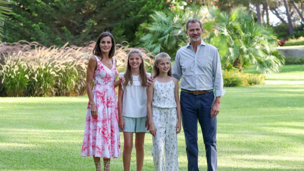 La familia real durante su posado de verano en Marivent.