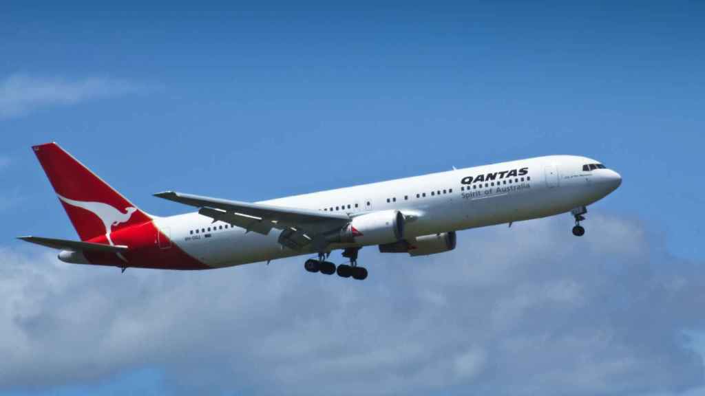Qantas VH-OGJ, el avión de Amazon en su época de transporte de pasajeros