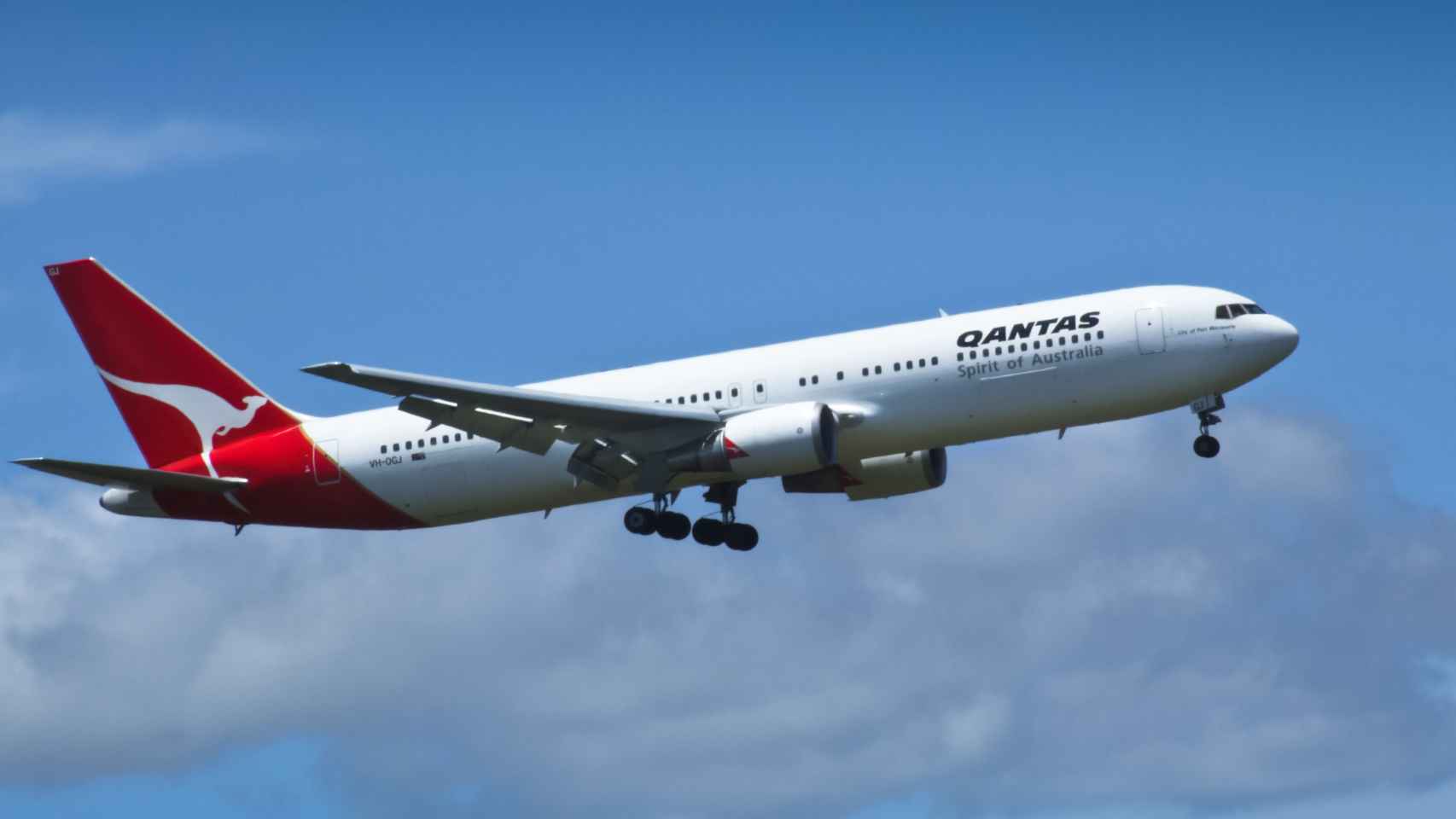 Qantas VH-OGJ, el avión de Amazon en su época de transporte de pasajeros