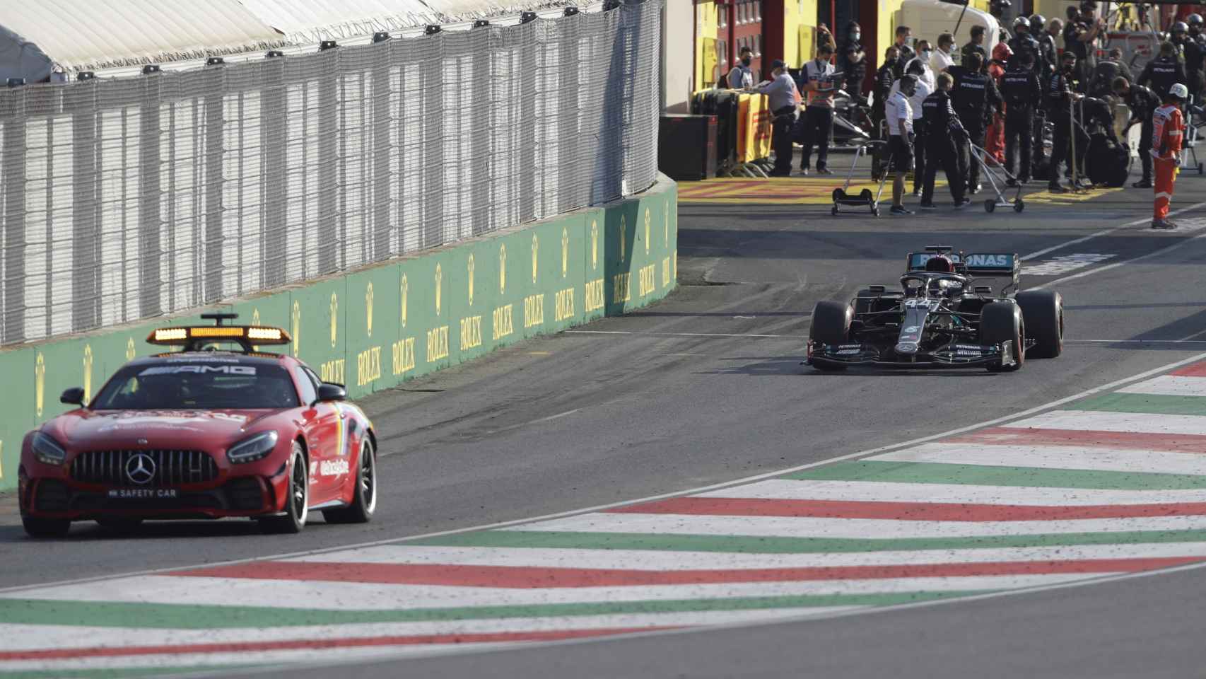 El Safety Car interviene en el Gran Premio de la Toscana