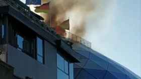Incendio en la cúpula de la sede del Celta en Vigo. Foto: Twitter