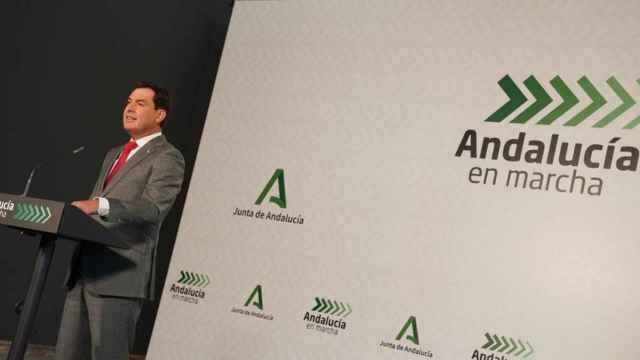El presidente de la Junta, Juanma Moreno, presenta 'Andalucía en Marcha'.