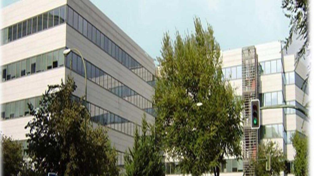 Edificio adquirido por Catella en la calle Julián Camarillo 11 de Madrid.