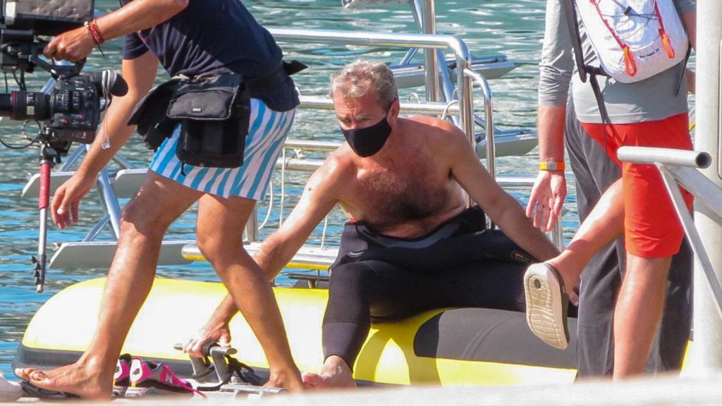 Fernando Simón, grabado por las cámaras de Telecinco, en Mallorca.