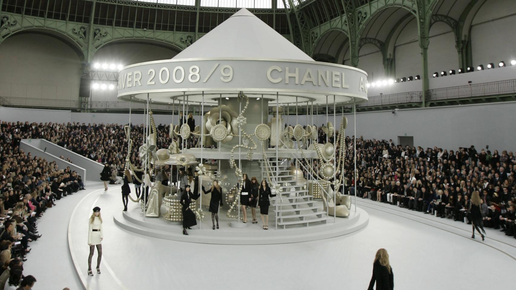 Desfile de Chanel en París durante la semana de la moda del año 2008.