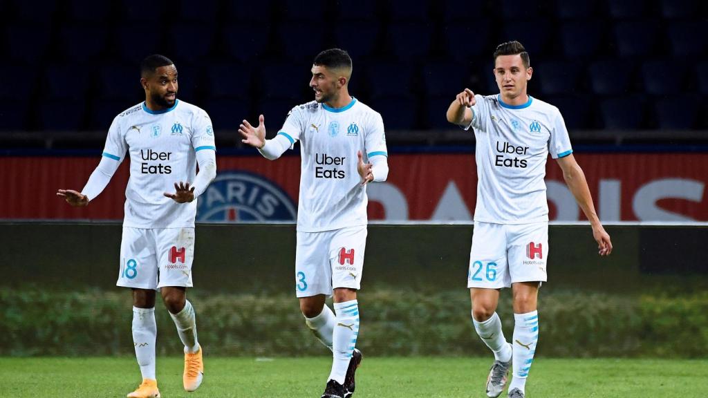 Payet, Álvaro González y Thauvin durante un partido del Marsella