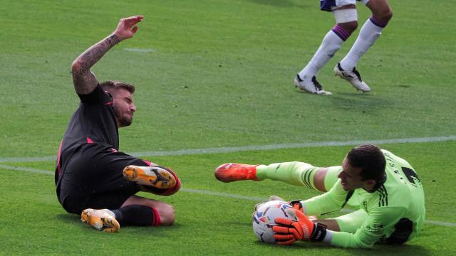 Portu y Jordi Masip, en el Real Valladolid - Real Sociedad de la Jornada 1 de La Liga