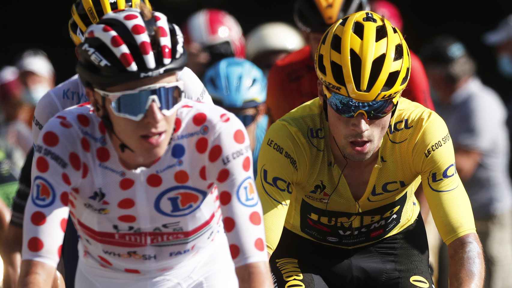 Pogacar y Roglic durante el Tour de Francia