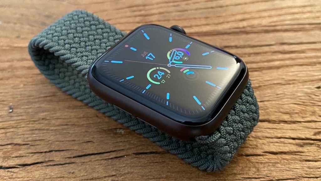 Diseño del Apple Watch SE.