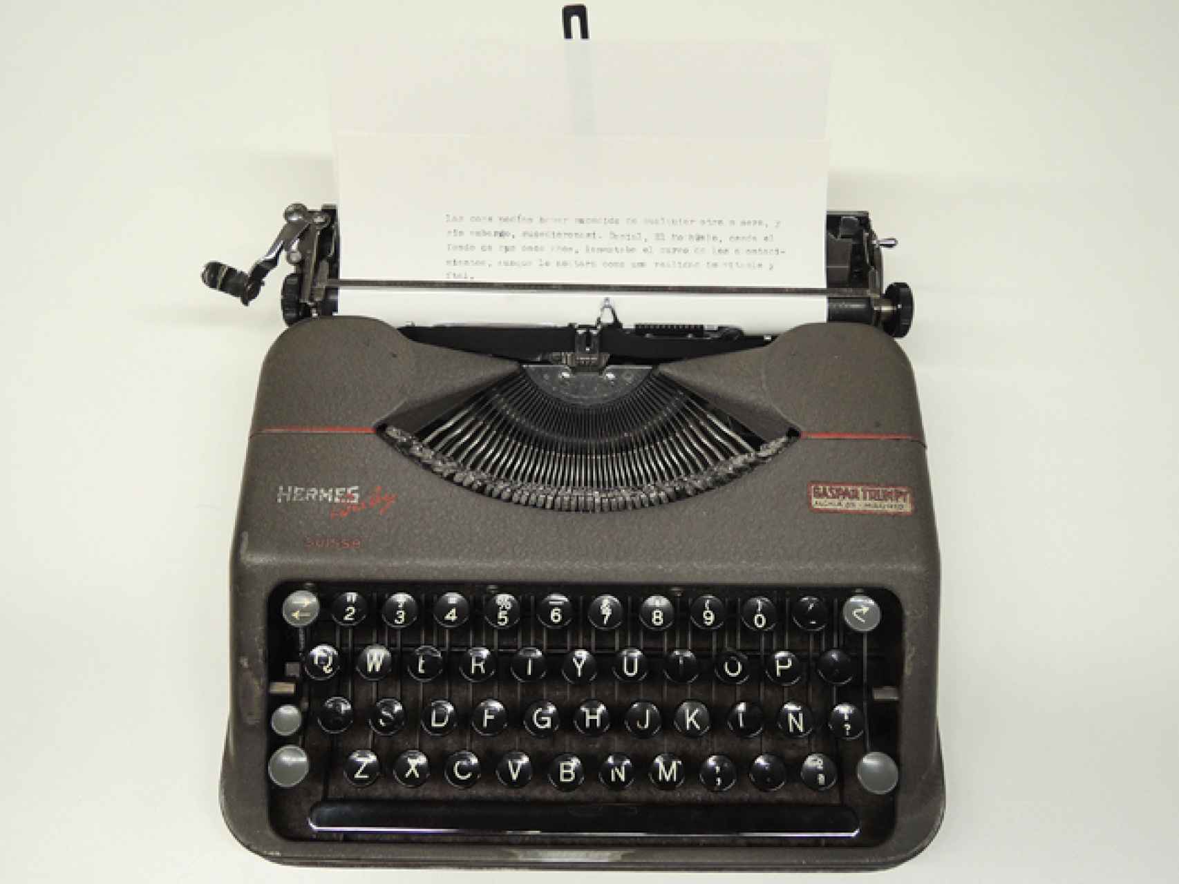 Máquina de escribir Hermes Baby que Ángeles de Castro le regaló a Miguel Delibes. Foto: Fundación Miguel Delibes