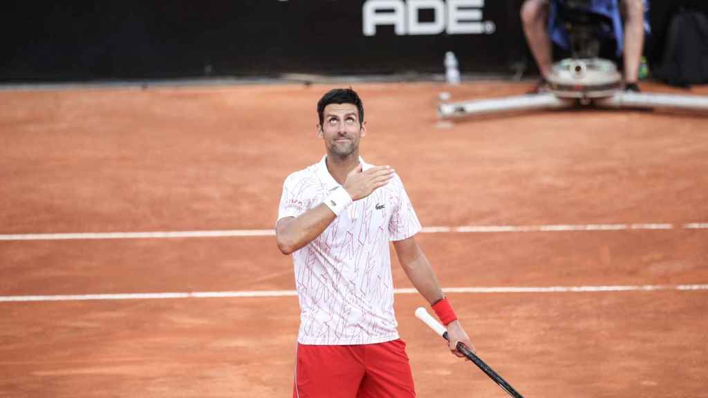 Djokovic celebra su victoria frente a Ruud