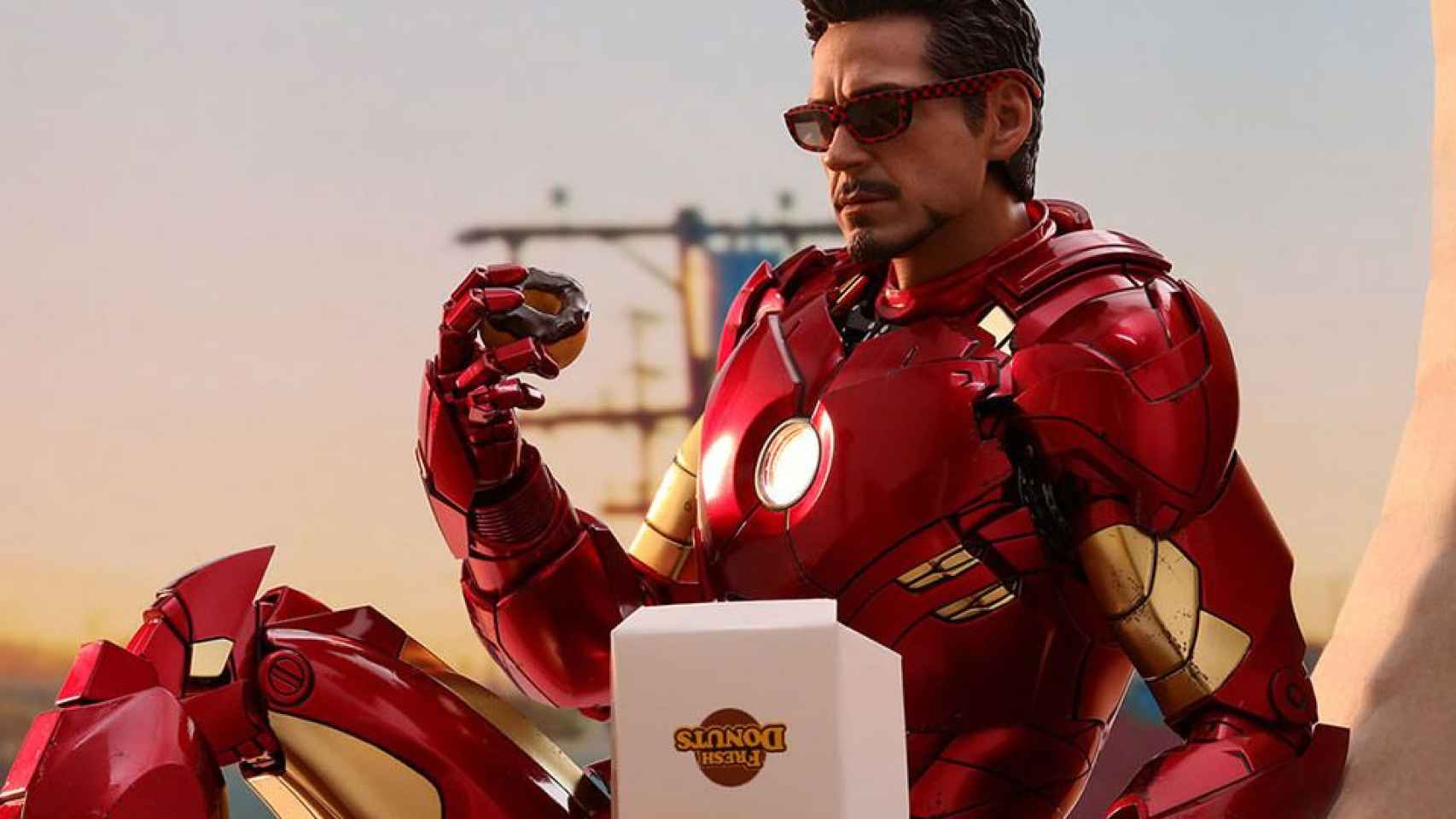 Robert Downey Jr, como Iron Man