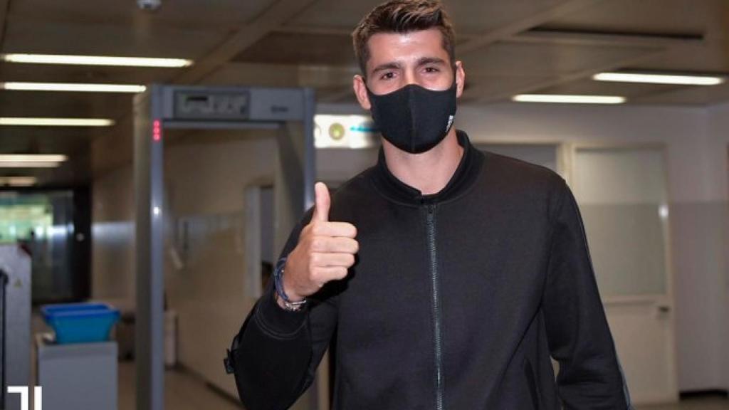Álvaro Morata llega a Turín para fichar por la Juventus