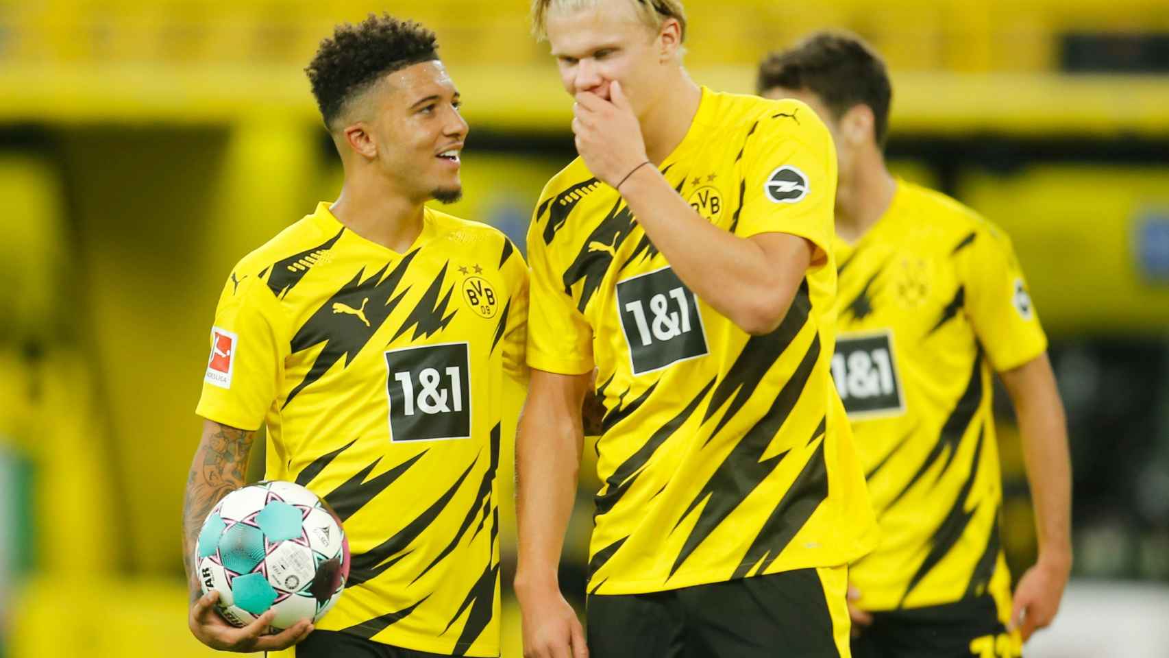 Jadon Sancho y Erling Haaland, en un partido del Borussia Dortmund en la temporada 2020/2021