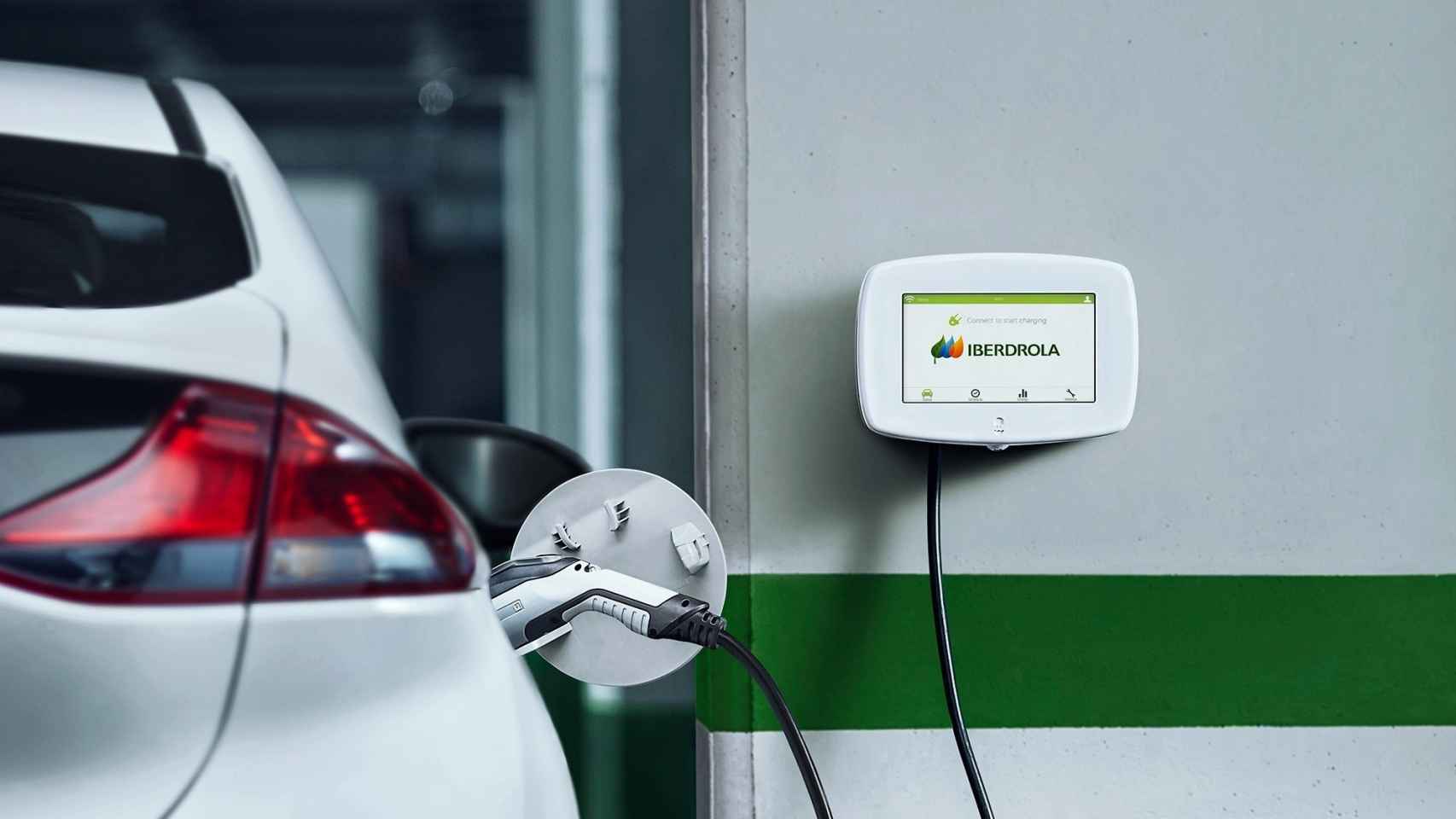Iberdrola lanza la primera aplicación de recarga colaborativa de vehículos eléctricos para particulares