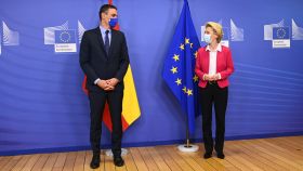 Pedro Sánchez, presidente del Gobierno, y Ursula von der Leyen, presidenta de la Comisión Europea, en Bruselas.