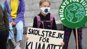 Greta Thunberg protesta este4 de septiembre frente al Parlamento sueco.