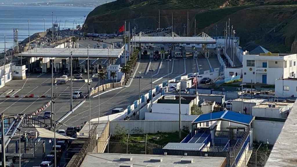 Paso fronterizo de El Tarajal, en Ceuta.