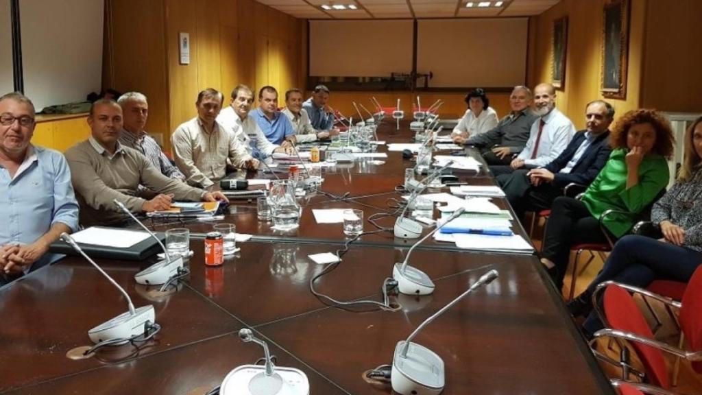 Reunión del Gobierno, empresas y sindicatos firman los Convenios de Transición Justa