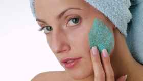 Mercadona tiene un nuevo éxito: la mascarilla de arcilla verde que previene la aparición de acné