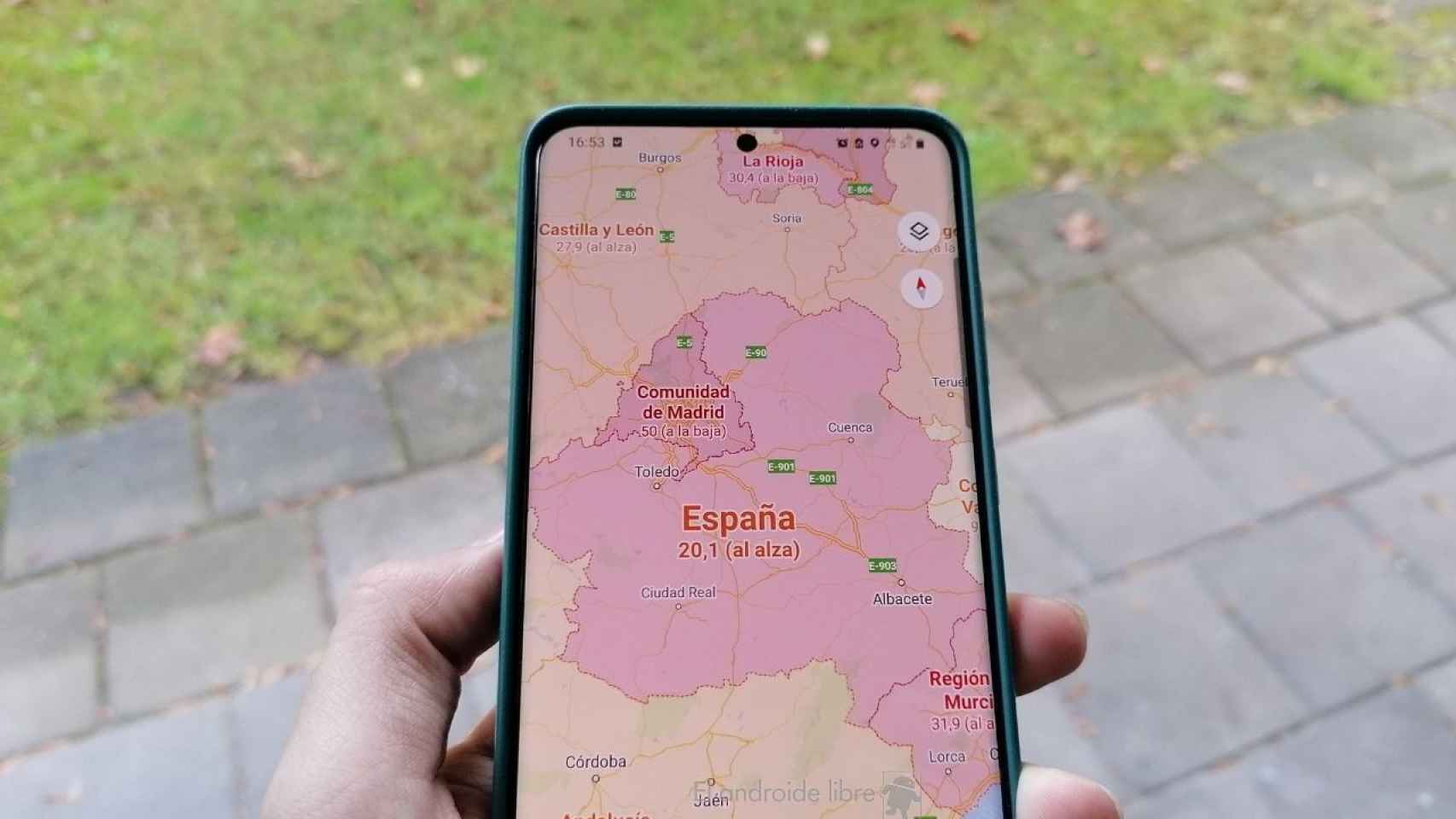 La COVID-19 llega a Google Maps en España: cómo activar la nueva función y para qué sirve
