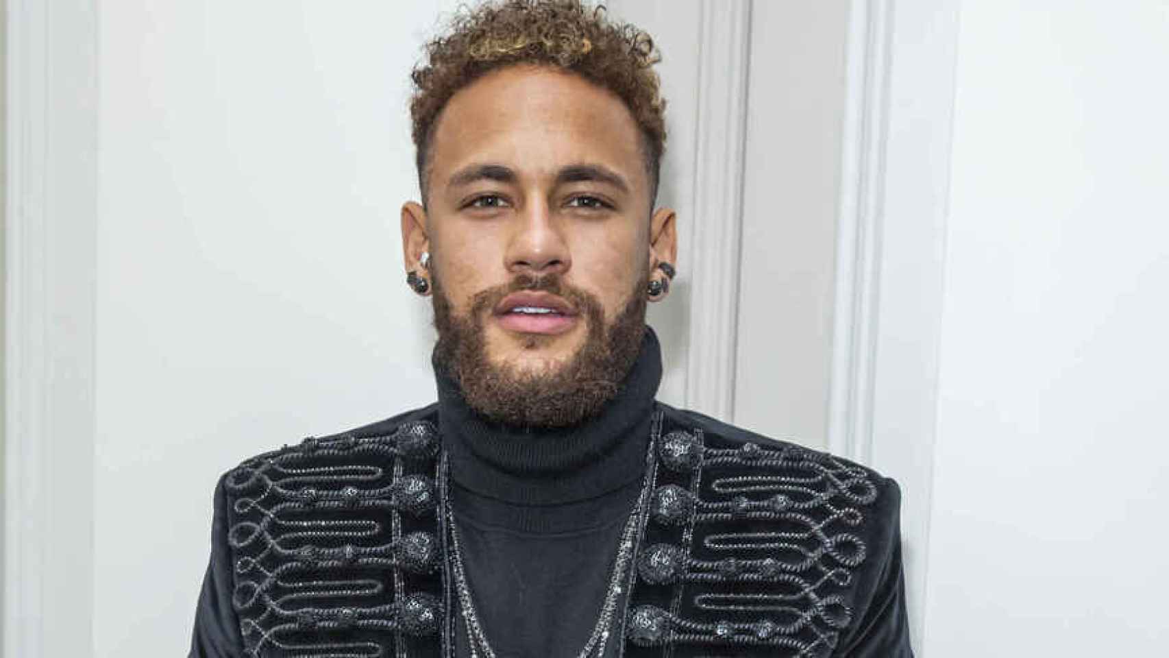 El futbolista Neymar debe casi 35 millones de euros a la Agencia Tributaria.