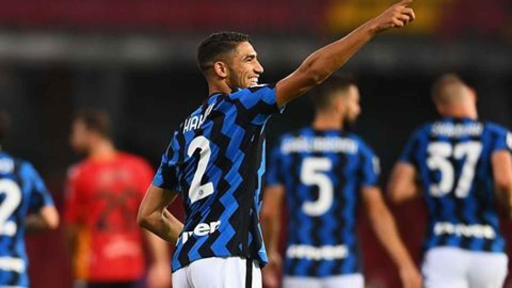 Achraf Hakimi celebra su gol con el Inter de Milán en la temporada 2020/2021. Foto: Instagram (@achrafhakimi)