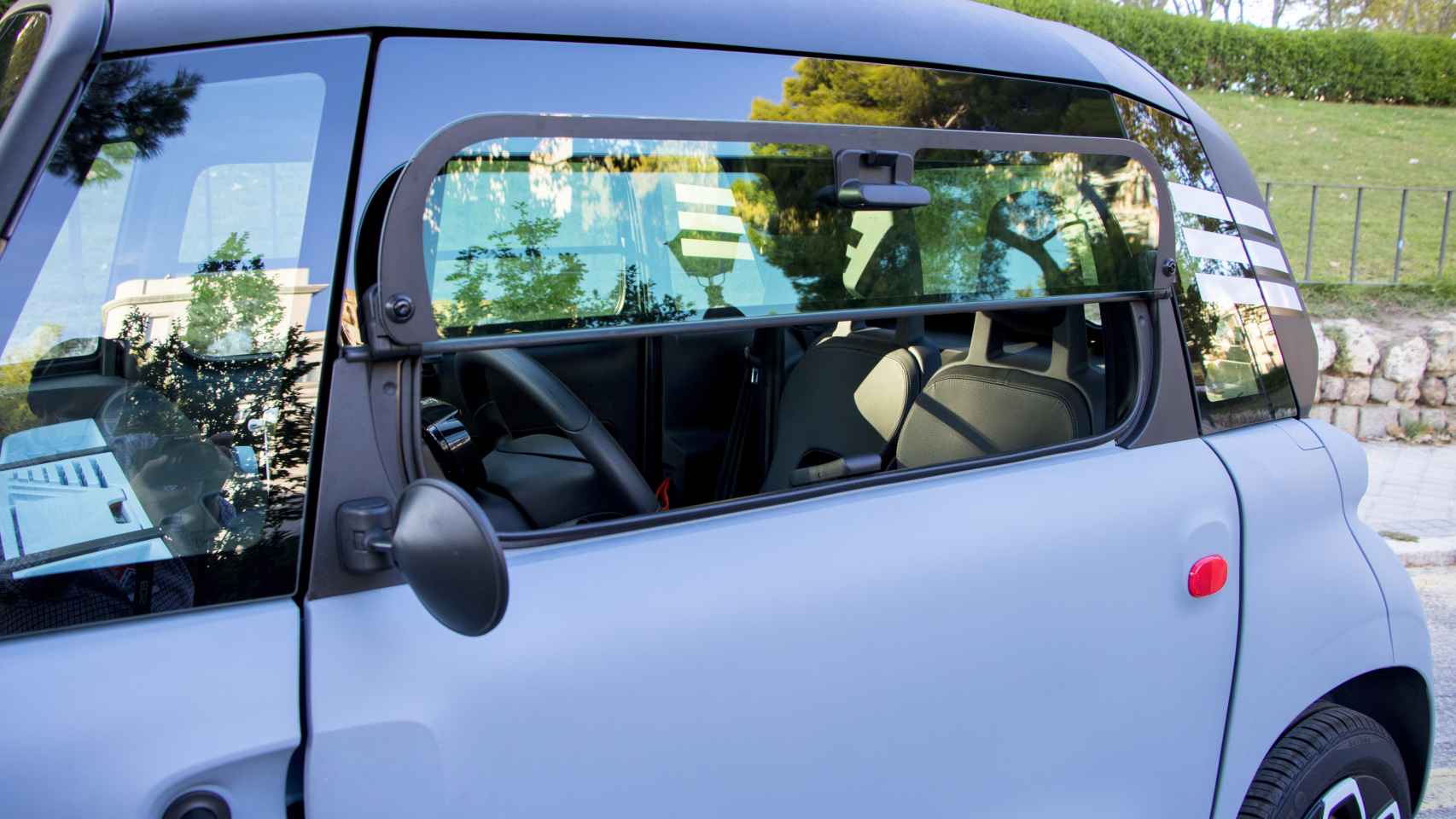 Imagen de las ventanillas del Citroën Ami.