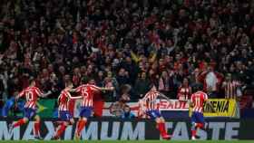 El Atlético de Madrid celebra un gol con el público en el Wanda Metropolitano