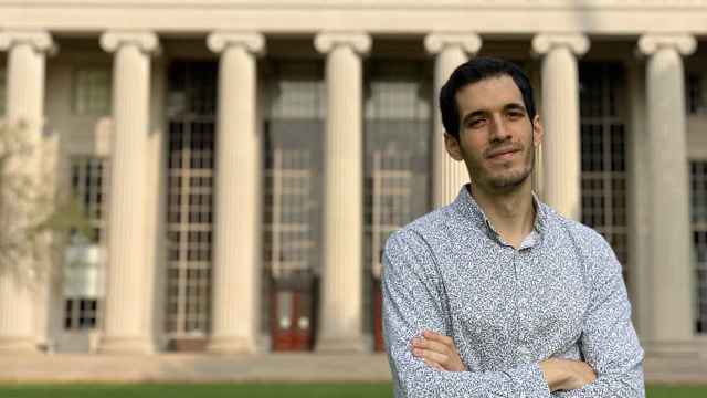 El ingeniero e investigador español Carlos Núñez, en el MIT.