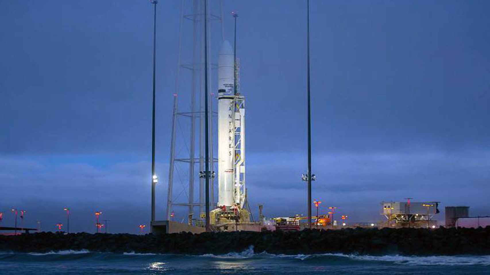 La nave Cygnus con suministros para la Estación Espacial Internacional.