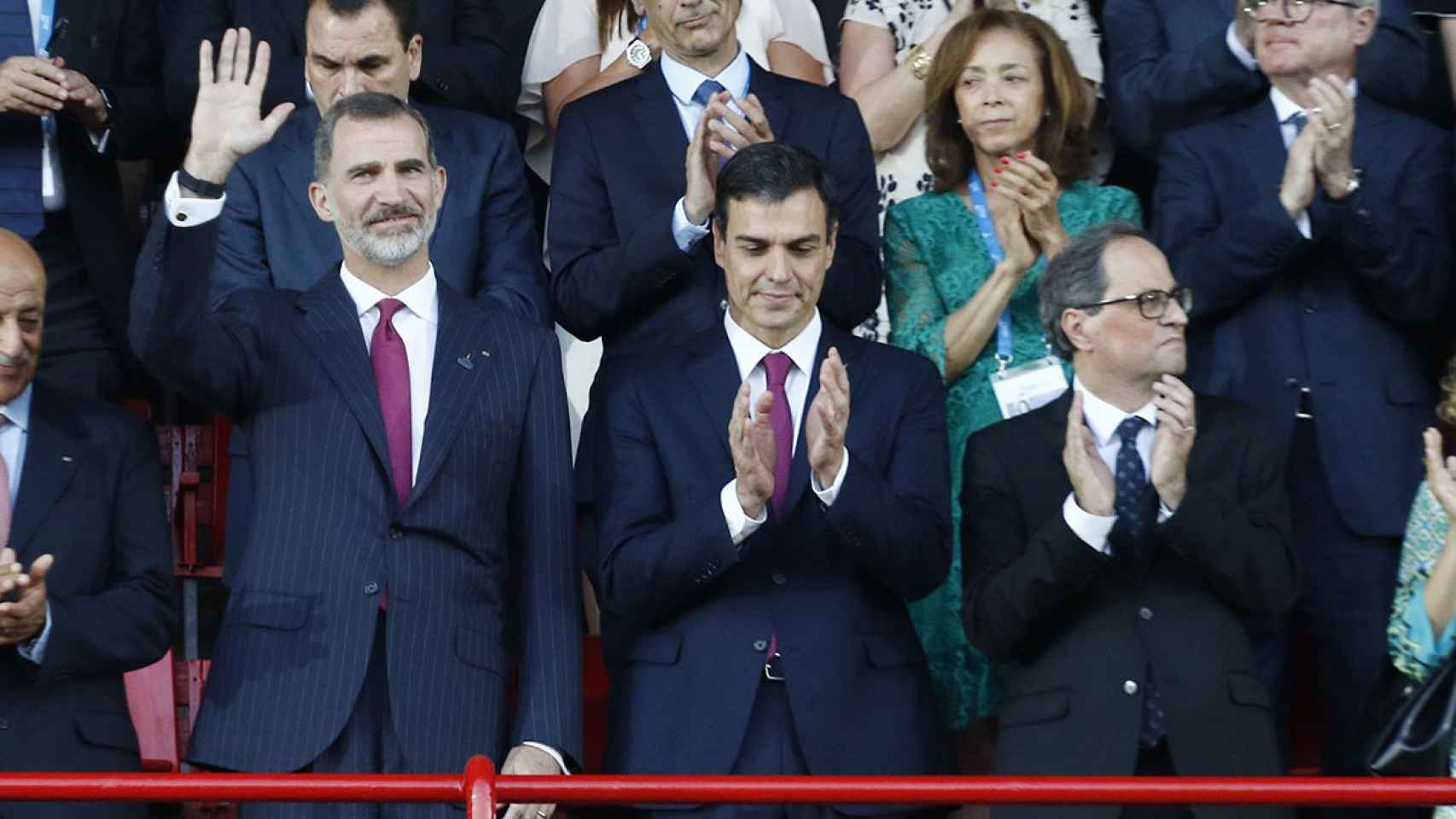 Felipe VI, Pedro Sánchez y Quim Torra, en la inauguración de los XVIII Juegos Mediterráneos, en Tarragona.